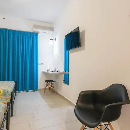 Timotheos 3* Marathiás