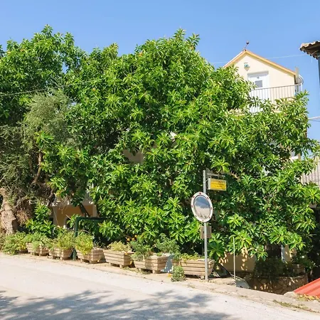 Timotheos Apart-hotel Marathiás