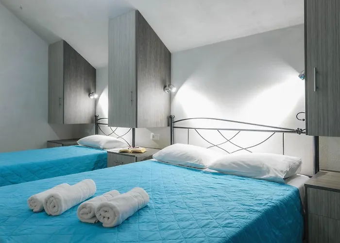 Timotheos Aparthotel 3*